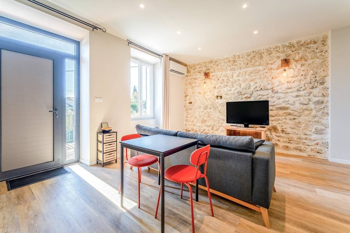 Foto 9 von 25: Ferienhaus „La halte provençale - Cocooning“ mit privater Terrasse, WLAN & Klimaanlage