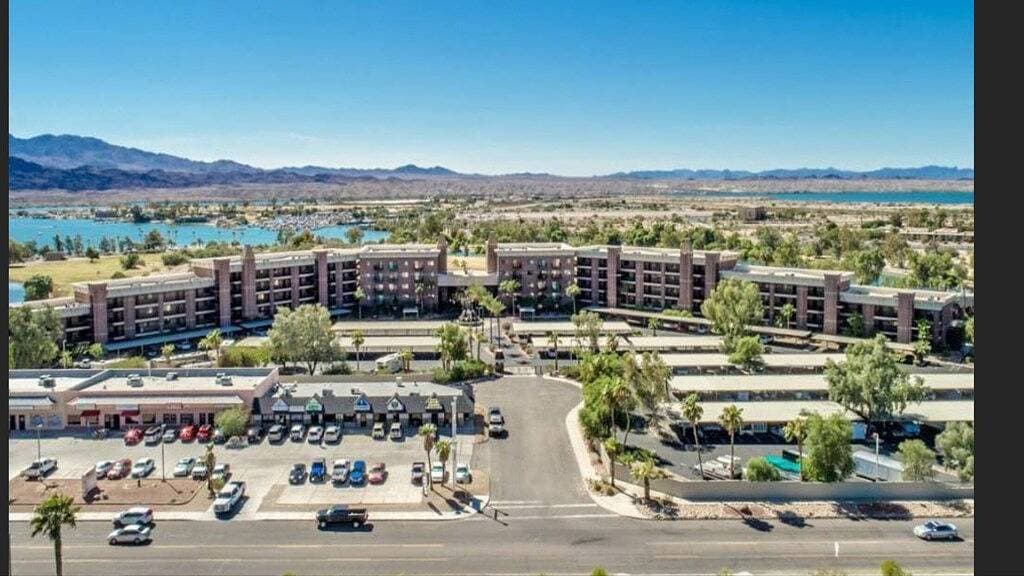 Foto 7 von 29: Wunderschön aktualisierte Queens Bay Condo mit außergewöhnlicher Aussicht