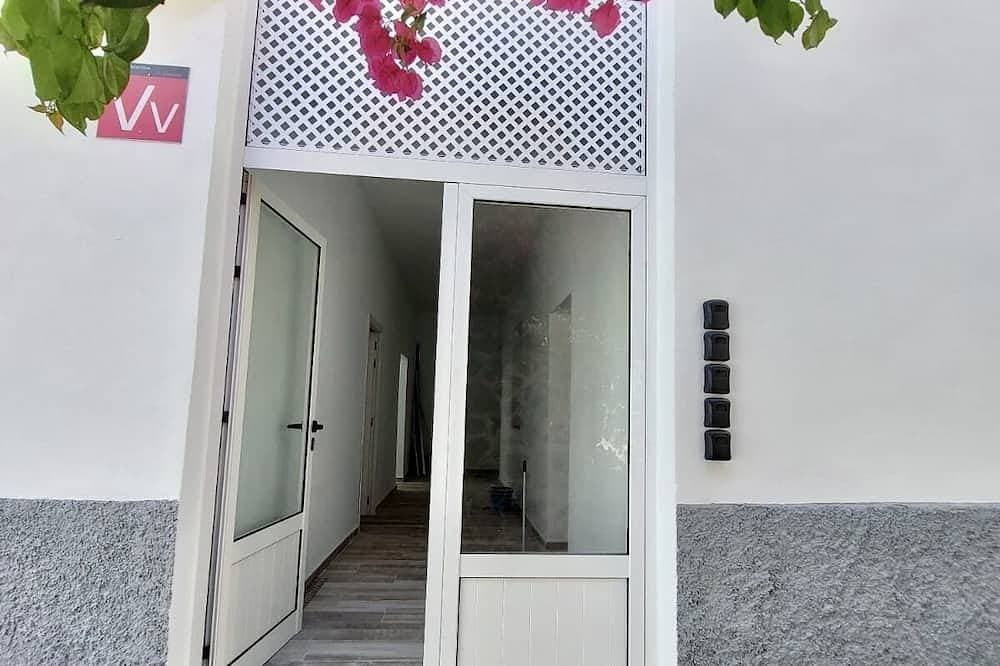 Foto 12 von 22: Eden Gomera Suites - Rooftop terrace 2Br apartment with gorgeous oceanviews