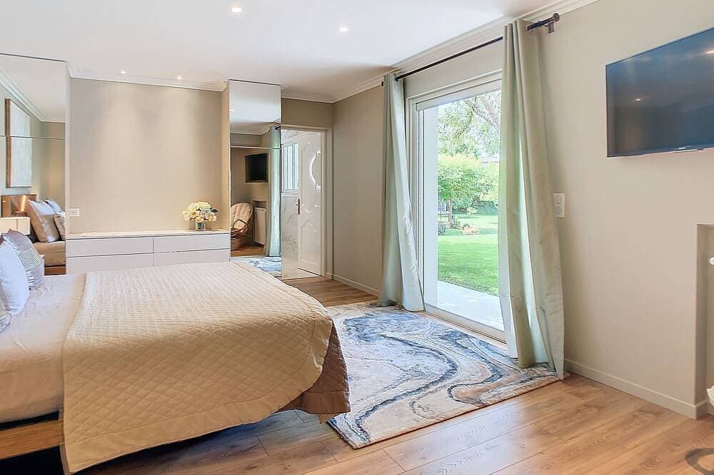 Foto 4 von 30: Modernes provenzalisches Haus mit Pool und Whirlpool