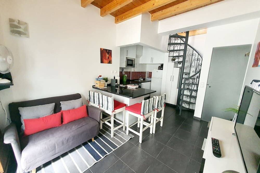 Foto 9 von 28: Gemütliche Maisonette-Villa mit 1 Schlafzimmer in der Nähe des Meeres. Kostenloses WiFi