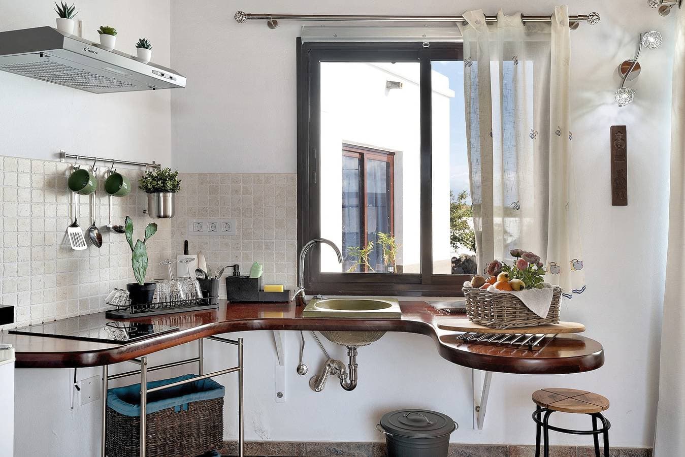 Foto 6 von 15: Ferienhaus 'Guenia I' mit Bergblick, WLAN und Klimaanlage