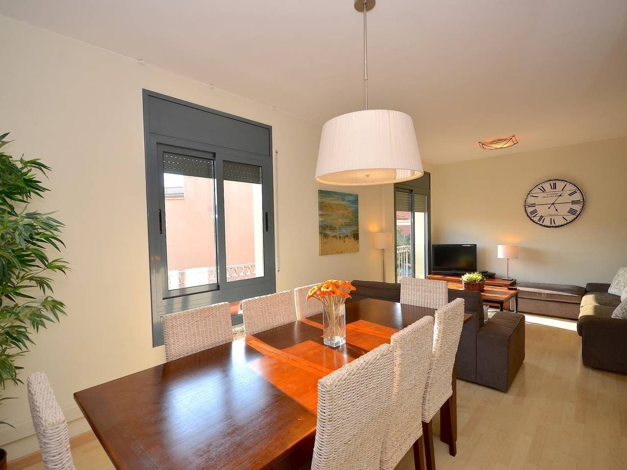 Foto 5 von 33: Ferienwohnung für 6 Personen mit Balkon