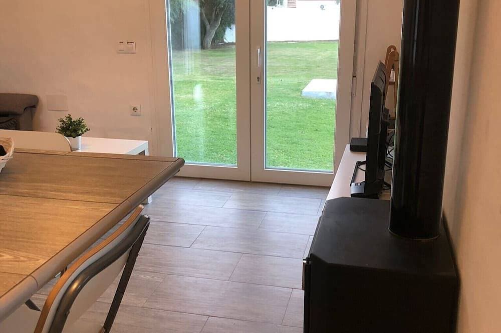 Foto 13 von 30: Villa in Los Caños de Meca von 1000m2 Grundstück neben dem Feld und dem Strand.