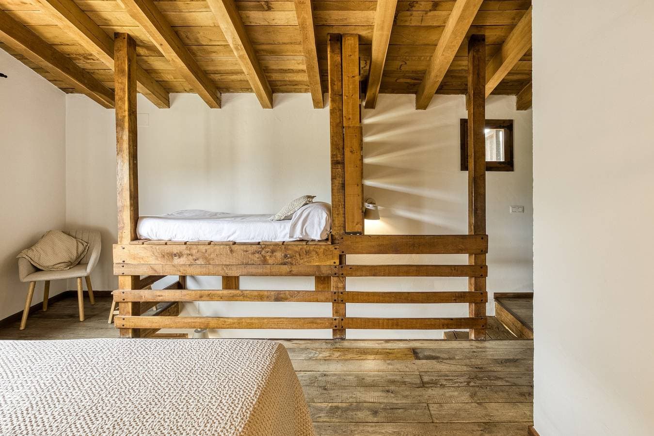 Foto 12 von 28: Ferienhaus 'El Niu' mit Bergblick, Wi-Fi und Klimaanlage