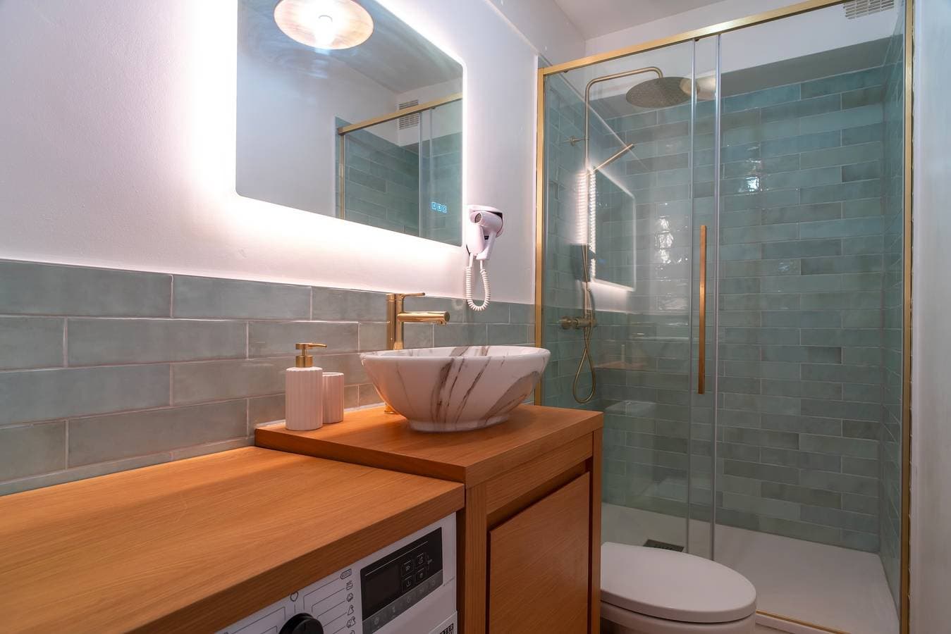 Foto 4 von 17: Ferienwohnung für 4 Personen mit Balkon