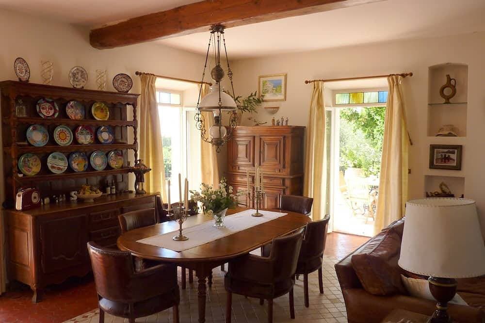 Foto 11 von 27: Stone-built, recently renovated Mas,  with private pool