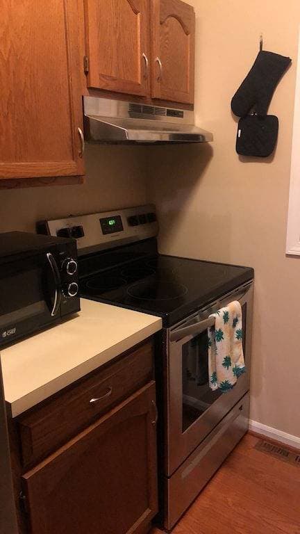 Foto 12 von 35: Cozy Condo with garage, laundryClose proximity to Ur, Rit and Strong