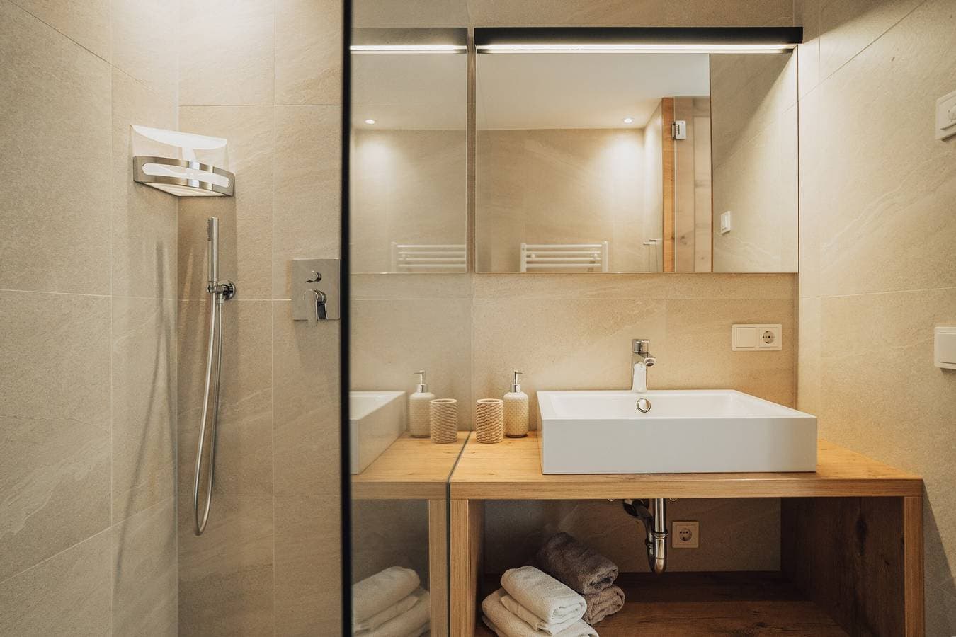 Foto 10 von 39: Ferienwohnung Oberegghof Hirzer mit Bergblick, Pool und WLAN