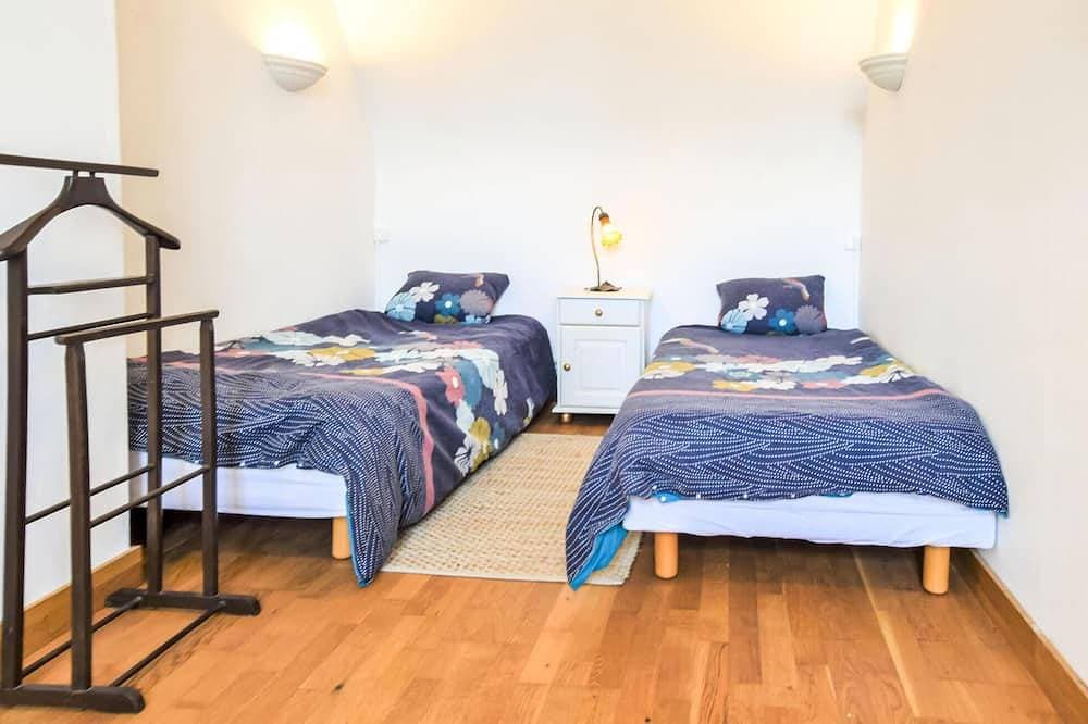 Foto 4 von 16: 2 bedroom nice home in Le Mesnil-Esnard