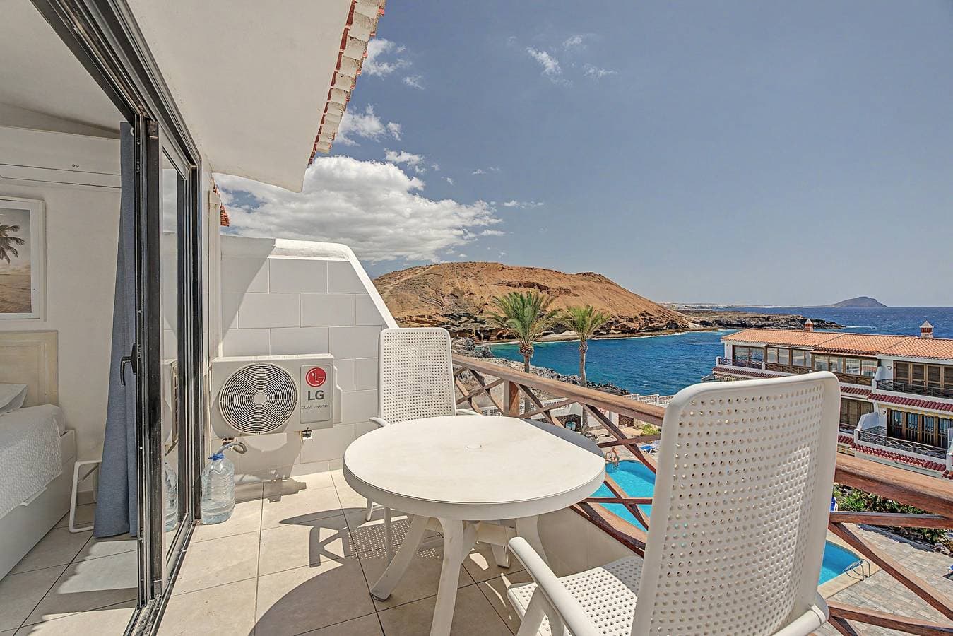 Foto 12 von 39: Ferienwohnung 'With Beautiful Ocean View' mit Meerblick, WLAN und Klimaanlage