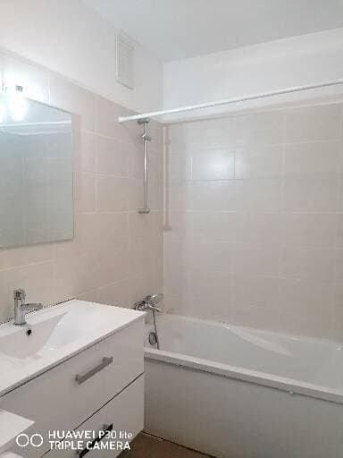 Foto 5 von 13: Two-Bedroom Apartment