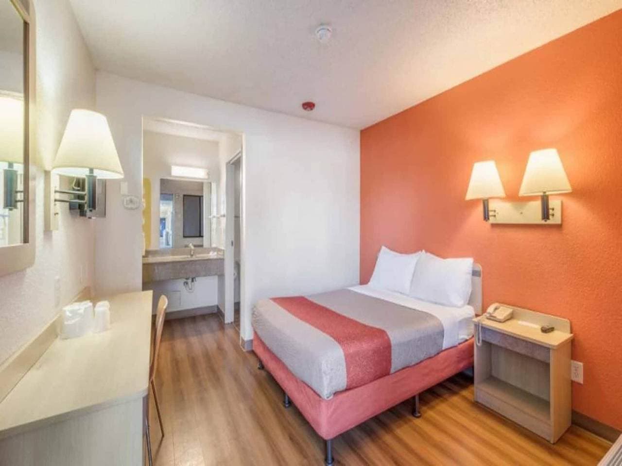 Foto 7 von 28: Deluxe-Ausführung mit 1 Doppelbett | Kostenloses WLAN