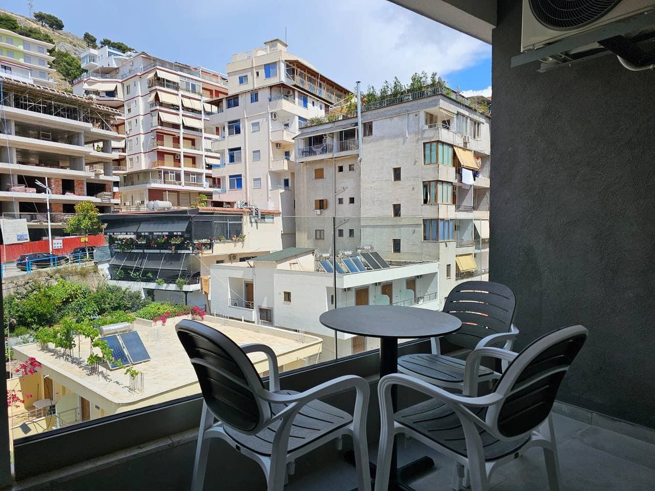 Foto 7 von 30: Ferienwohnung für 3 Personen mit Balkon
