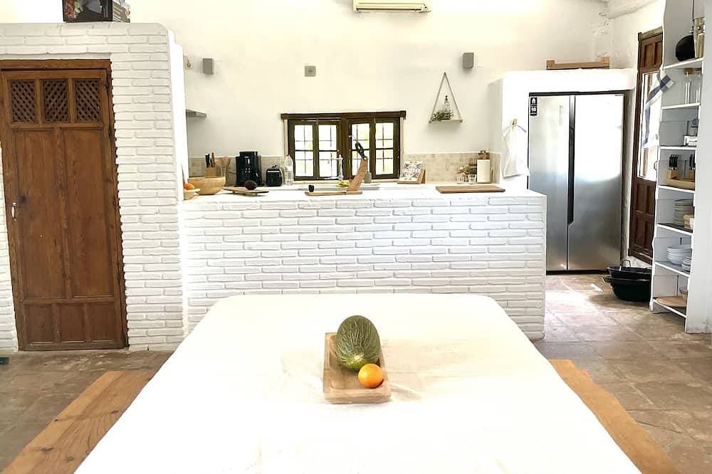 Foto 10 von 30: Magnificent Finca with swimming pool. Panoramic sea view