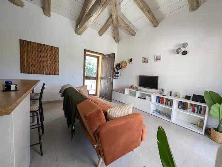 Foto 2 von 40: Two-Bedroom Chalet