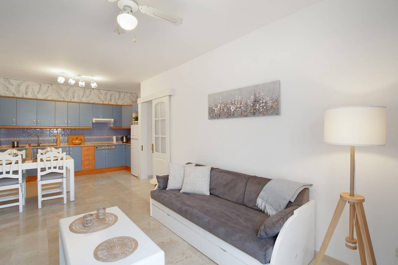 Foto 4 von 25: Ferienwohnung 'Mangueros Suite 18 Puerto de Mogán' mit Bergblick und Gemeinschaftspool