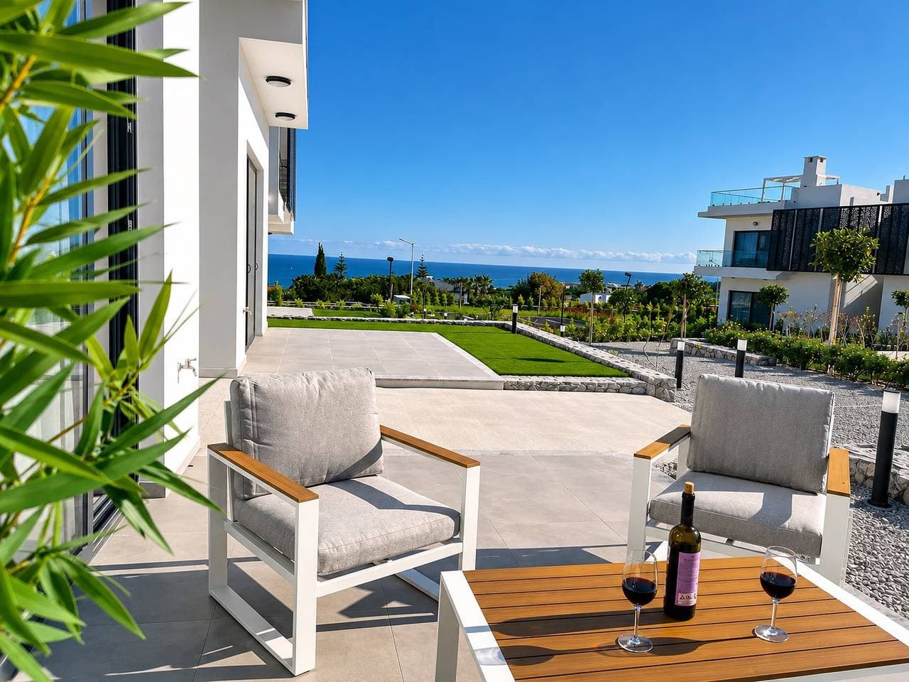 Foto 12 von 30: Apartment mit Meerblick und Resorteinrichtungen