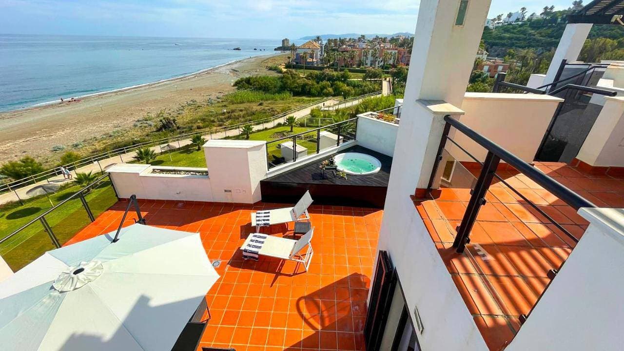 Foto 2 von 43: Apartment with Sea View