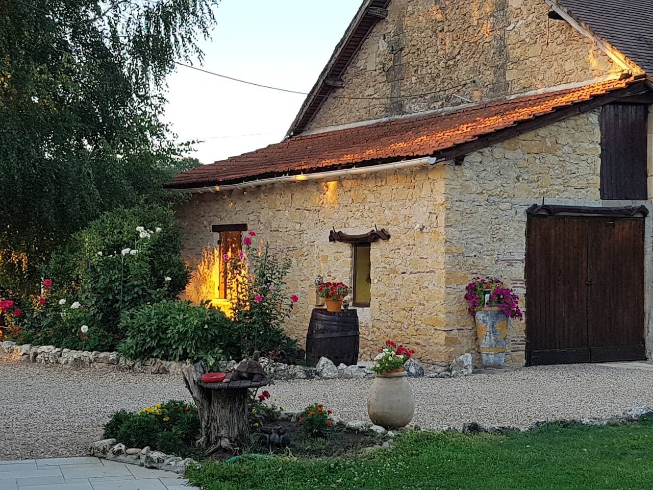 Foto 6 von 19: Bed & Breakfast „Chambre Double Carpediem Bergerac“ mit Gemeinschaftsgarten, WLAN und Klimaanlage