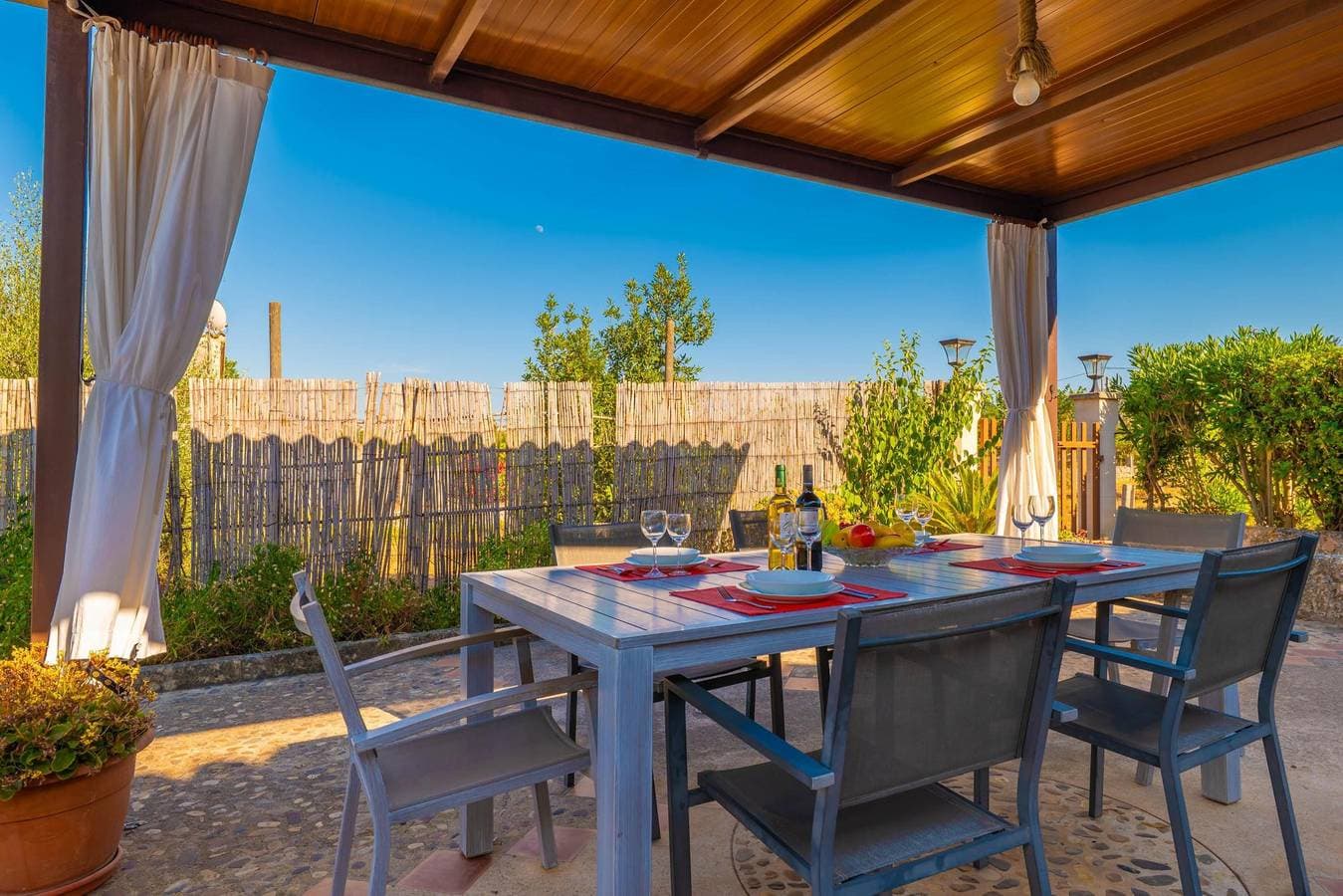 Foto 7 von 40: Finca Son Matginet 18 - Ferienhaus mit privaten Pool in Sineu. WiFi gratis