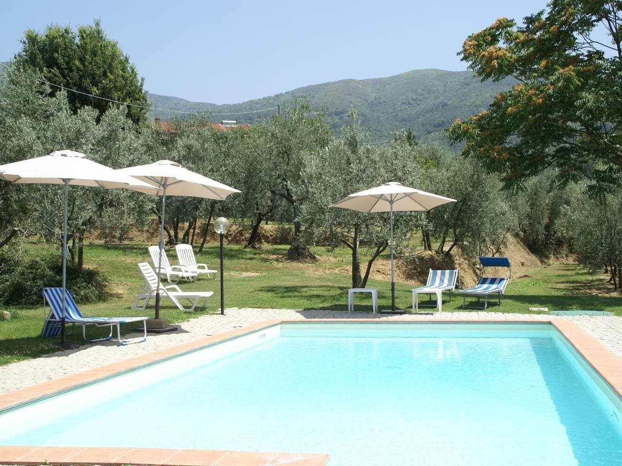 Foto 2 von 62: Villa in der Toskana mit Pool am Strand