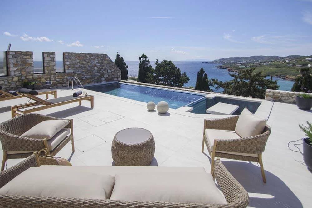 Villa Marenthe | 3 Bdr | Sea Views | Pool | Syros 1