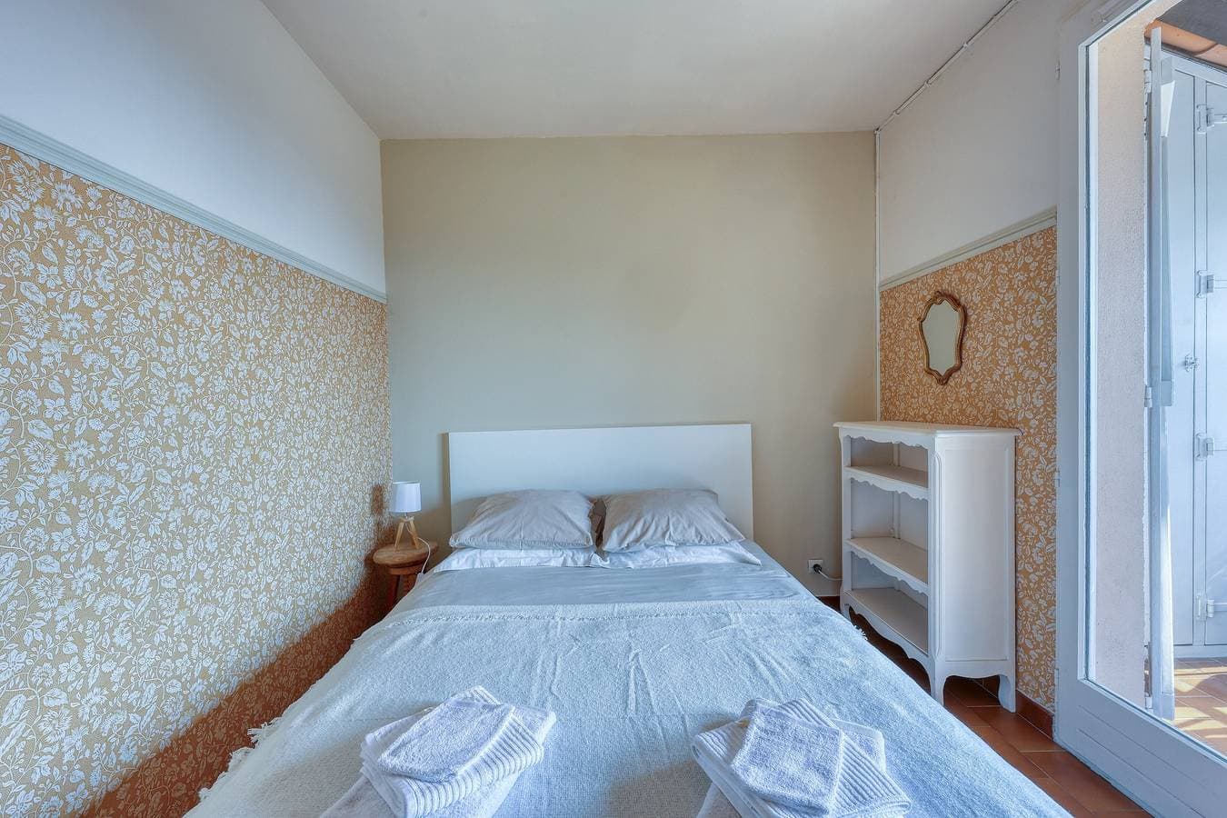 Foto 5 von 15: Ferienwohnung für 6 Personen mit Terrasse