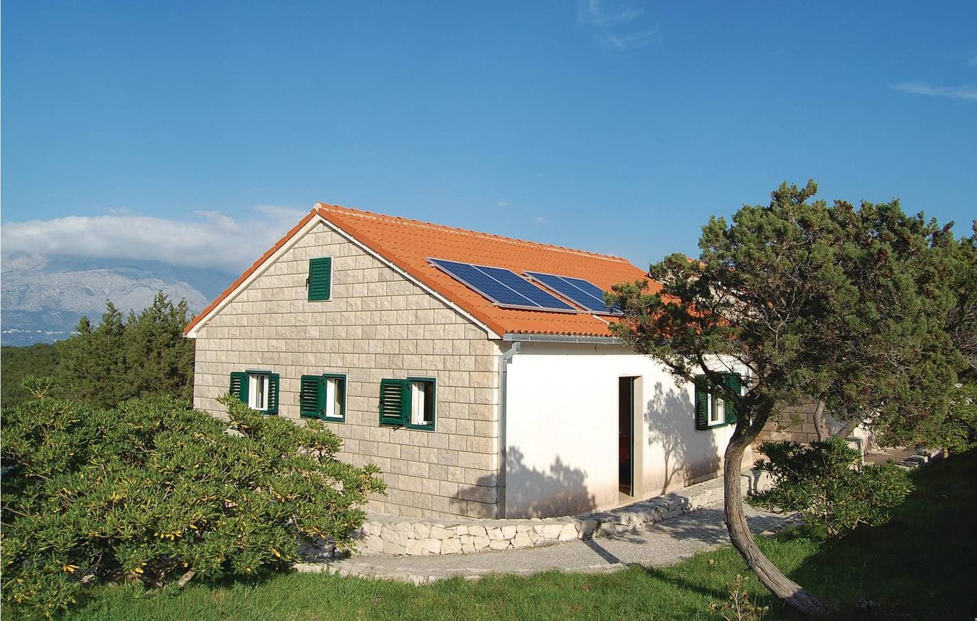 Foto 2 von 25: Gemütliche Wohnung mit Terrasse, WLAN und Parkplatz, 1,5 km vom Strand entfernt