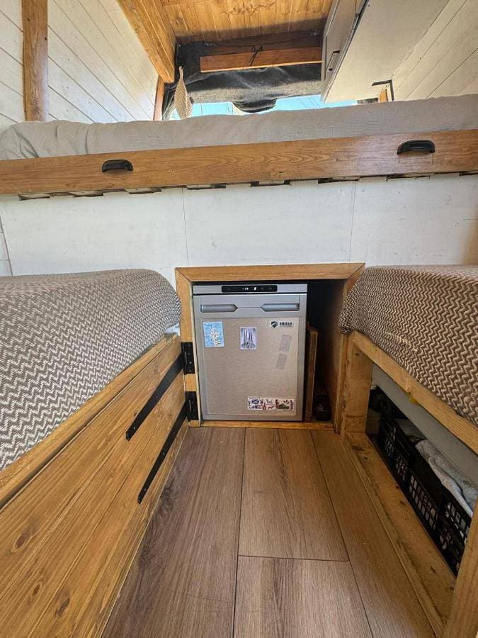 Foto 3 von 6: Caravan