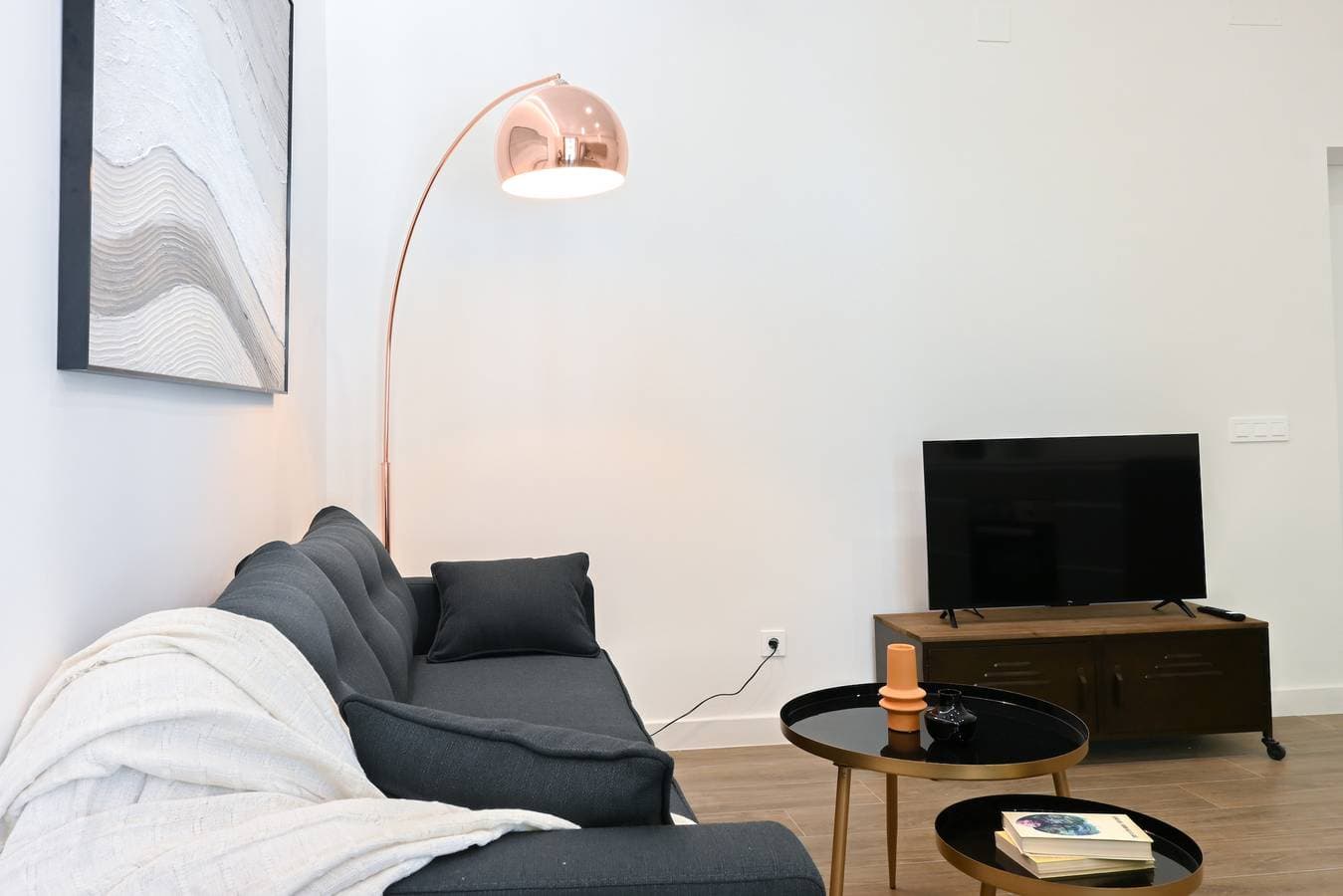 Foto 4 von 25: M (Est23) Céntrico y Luminoso Estudio Duplex en Ma