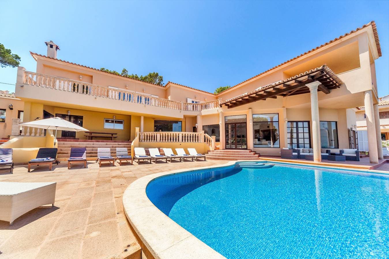 Foto 3 von 38: Direkt am Meer mit Pool und Whirlpool - Casa Juan Carlos