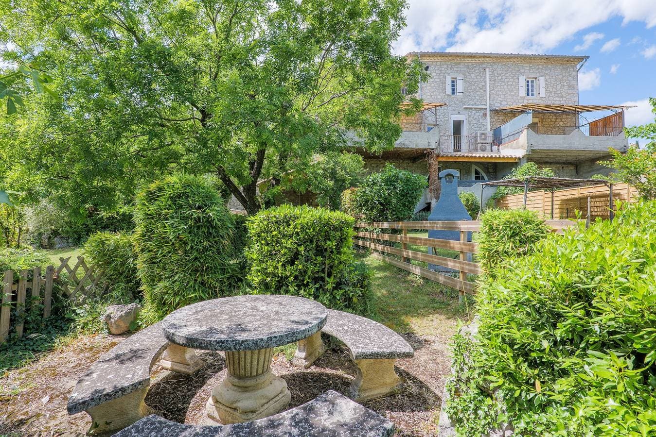 Foto 10 von 27: Gîte „Les Barlènes“ mit Gemeinschaftspool, WLAN und Klimaanlage