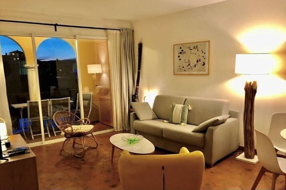 Foto 12 von 25: Hervorragende Aussicht. Sehr schöne Wohnung komplett renoviert