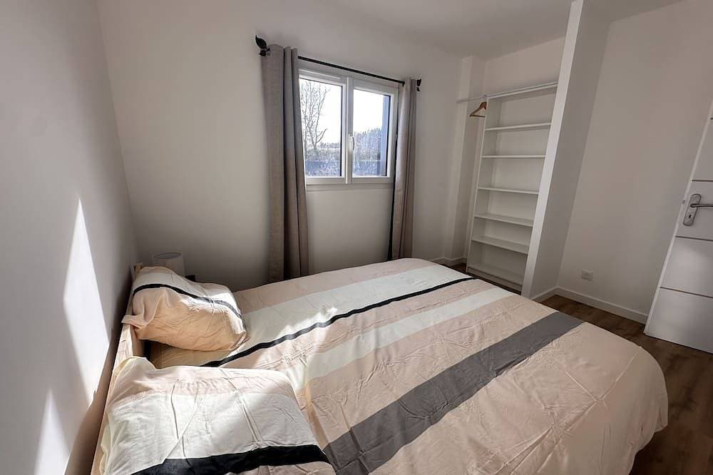 Foto 2 von 29: Apartment-La Butineuse-Cottage-Ensuite mit Dusche-Blick auf die Landschaft