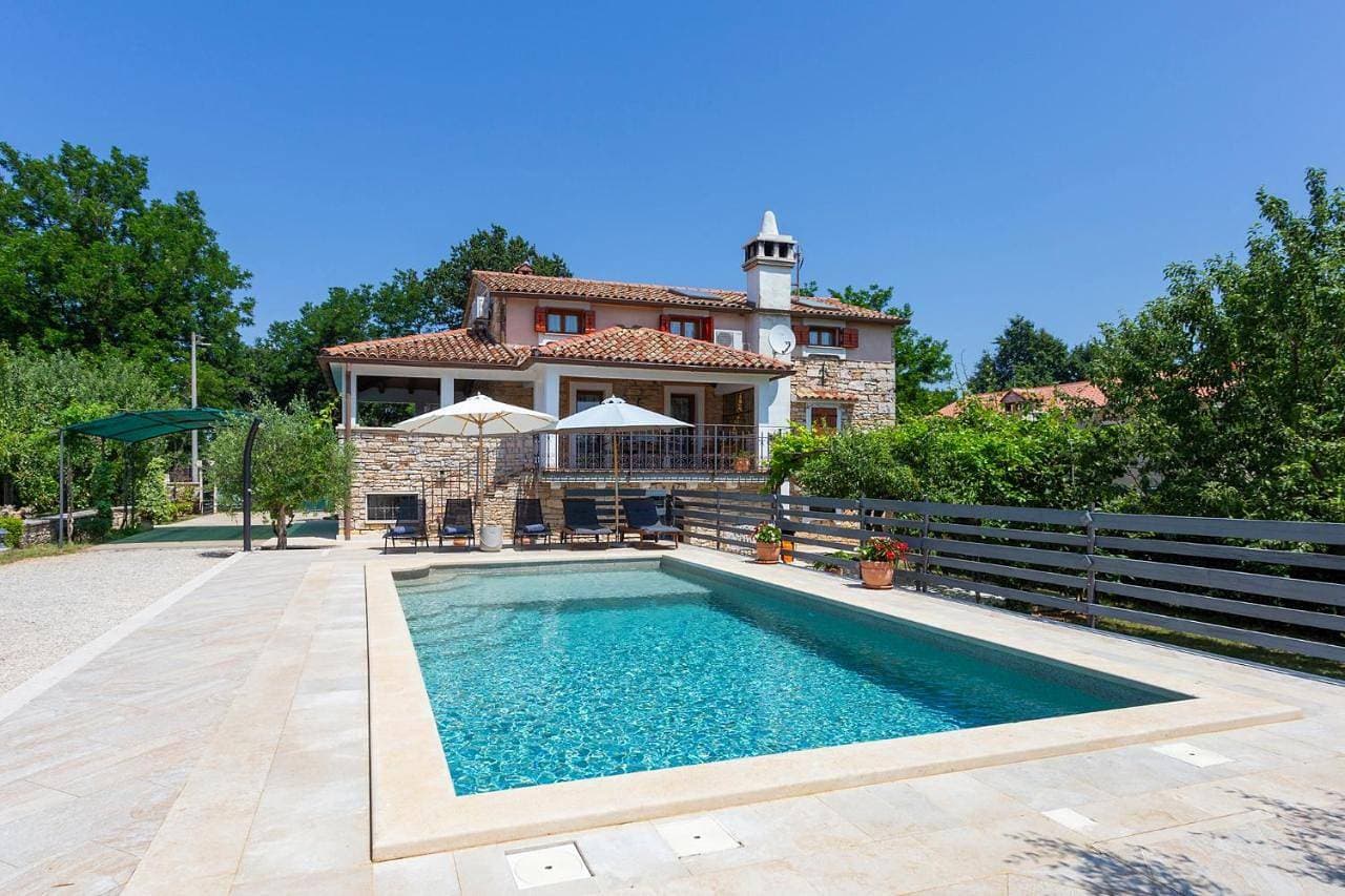 Holiday house Matija with a POOL 1