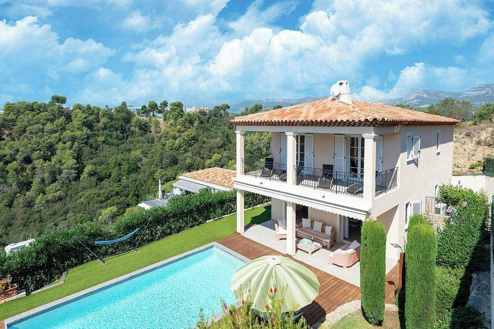 Foto 12 von 30: Casa-Mathilda luxueuse villa moderne avec piscine