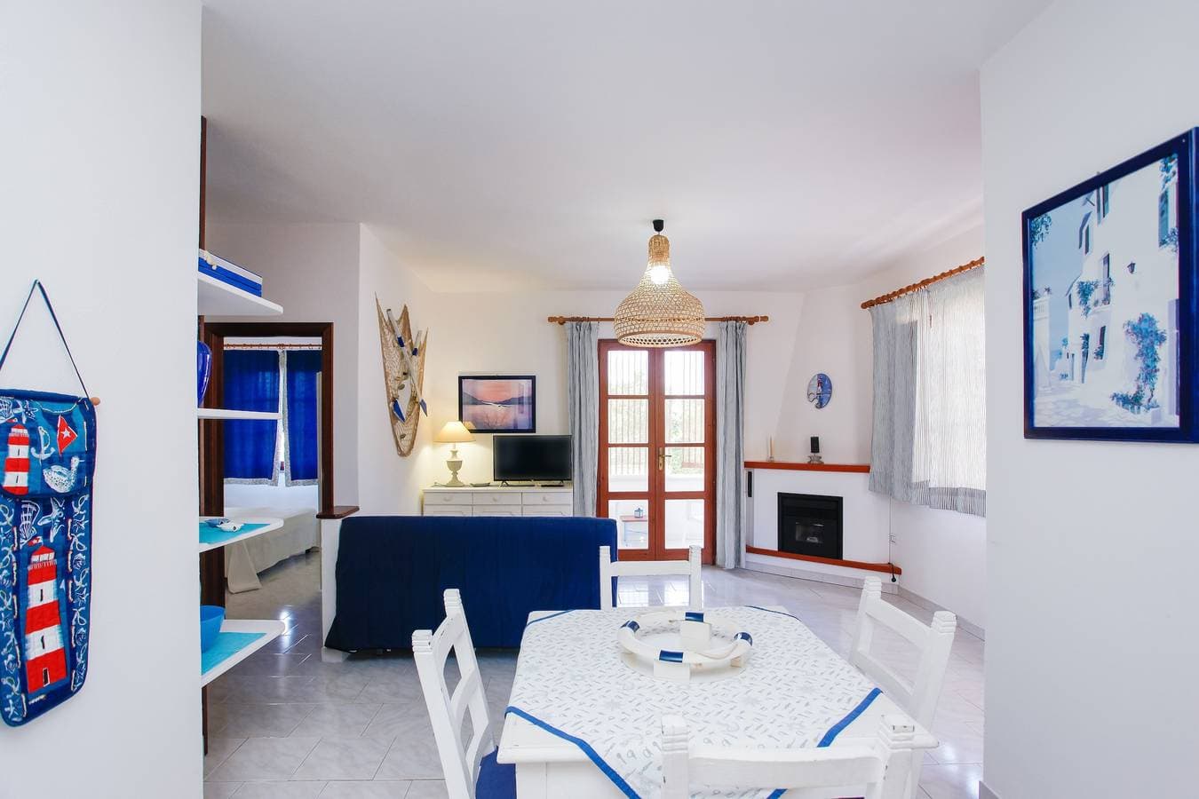 Foto 5 von 19: Ferienhaus „Bilo Mare Panoramico“ mit privater Terrasse & Klimaanlage