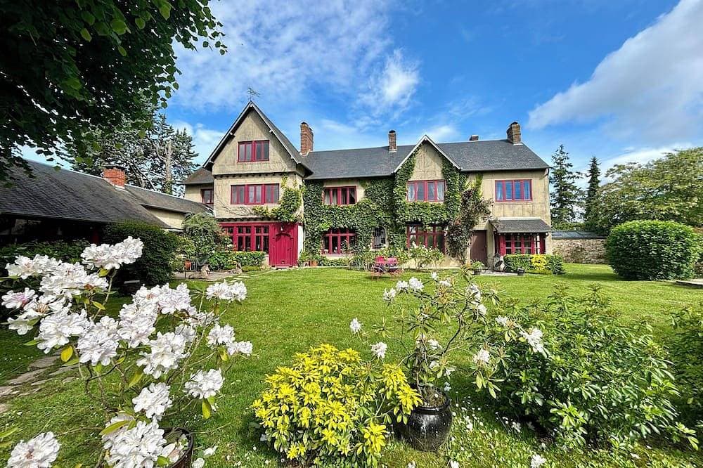 Charming F2 on the ground floor of a large house near Giverny 1