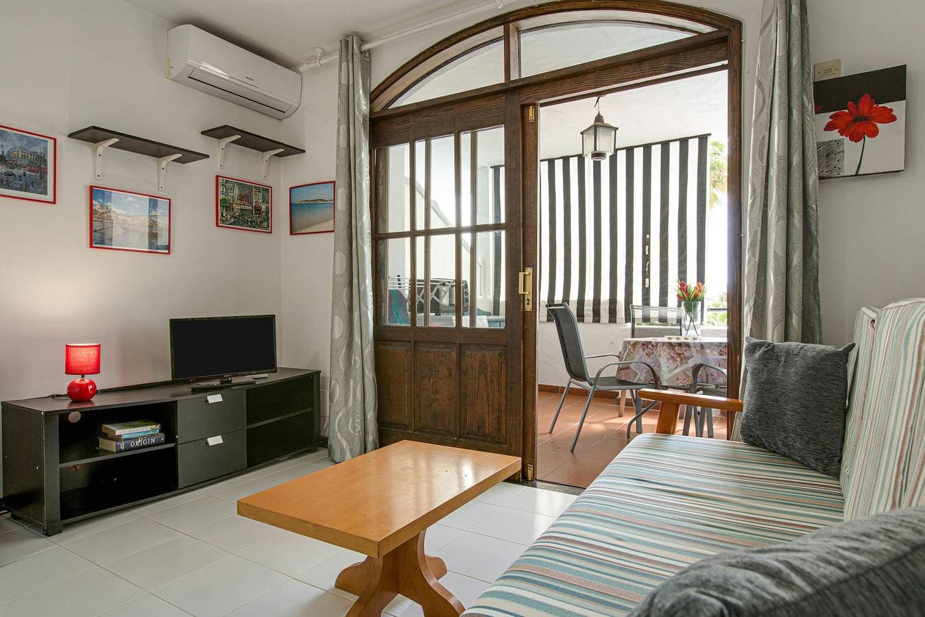 Foto 7 von 20: Ferienwohnung "Villa Amanda" mit Meerblick, Pool, WLAN, Klimaanlage & Terrasse
