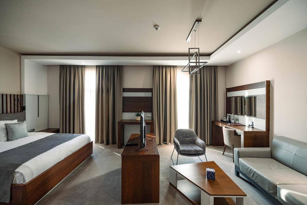Foto 6 von 9: Queen Room with Spa Bath