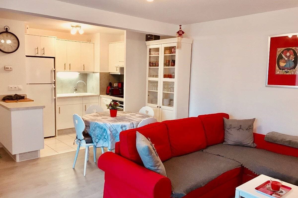 Foto 4 von 21: Ferienwohnung für 4 Personen mit Terrasse