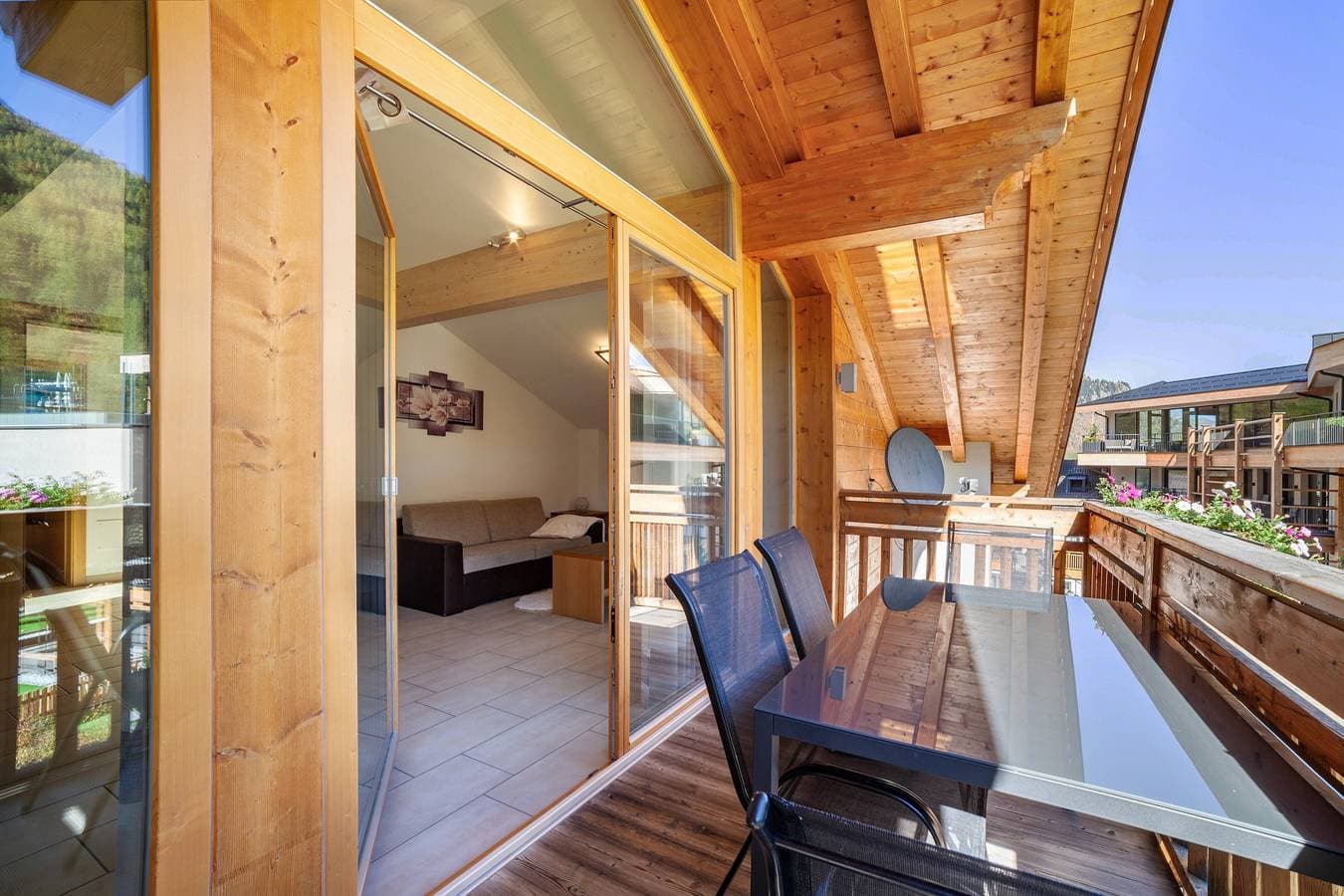 Foto 3 von 37: Ferienwohnung "Edelweiß" mit Pistenzugang, privater Terrasse und WLAN
