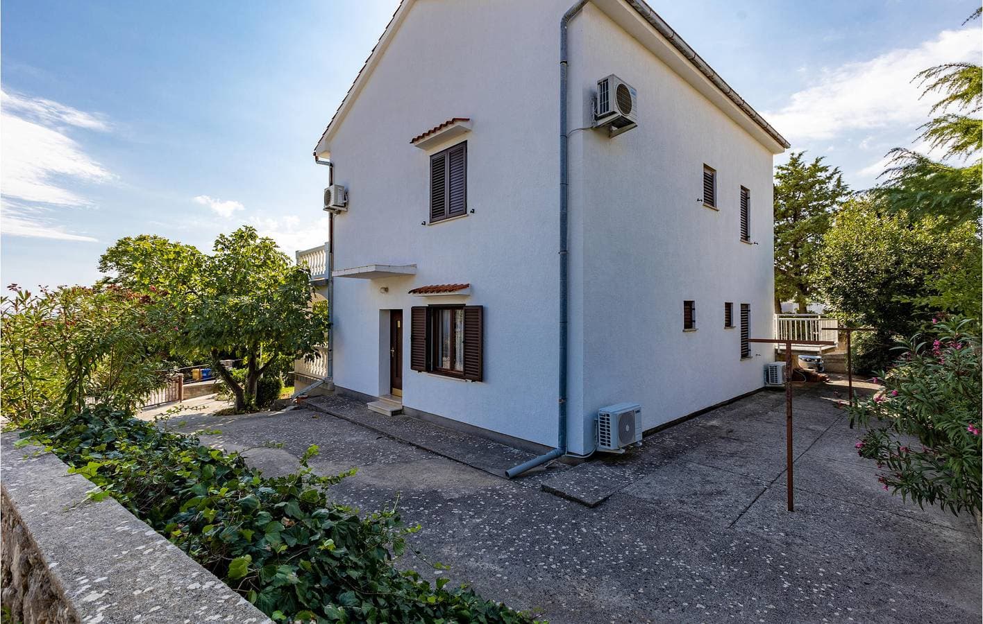 Foto 4 von 23: Gemütliche Ferienwohnung mit Terrasse, WLAN und 1,5 km zum Strand