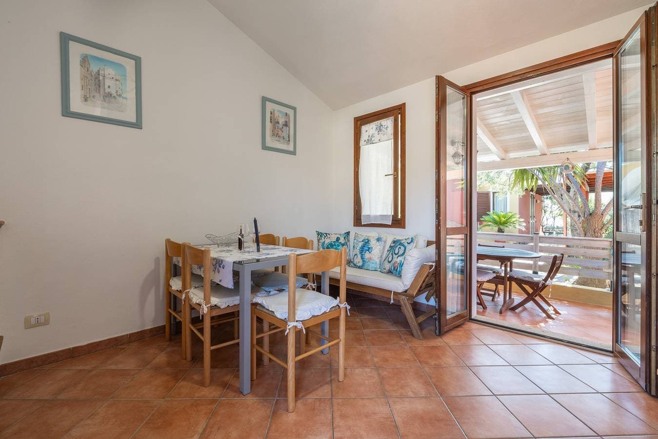 Foto 3 von 39: Ferienhaus "D Home Costa Rei" mit Aussicht, privaten Terrassen und Wi-Fi