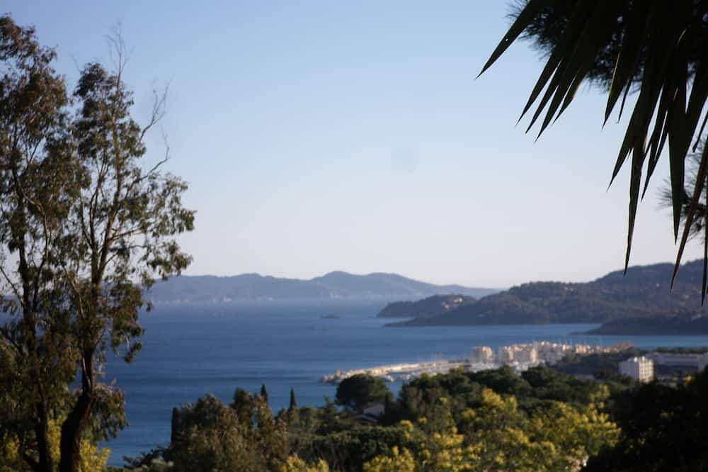 Geräumiges Erdgeschoss der Villa herrlicher Meerblick, nicht einsehbare Terrasse 1
