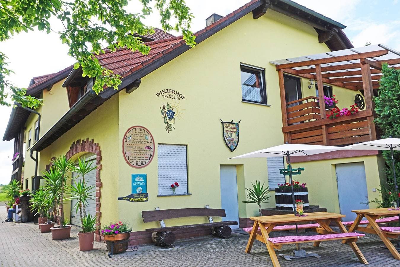 Foto 7 von 14: Weingut & Winzerhof Spengler - Doppelzimmer inklusive Frühstück