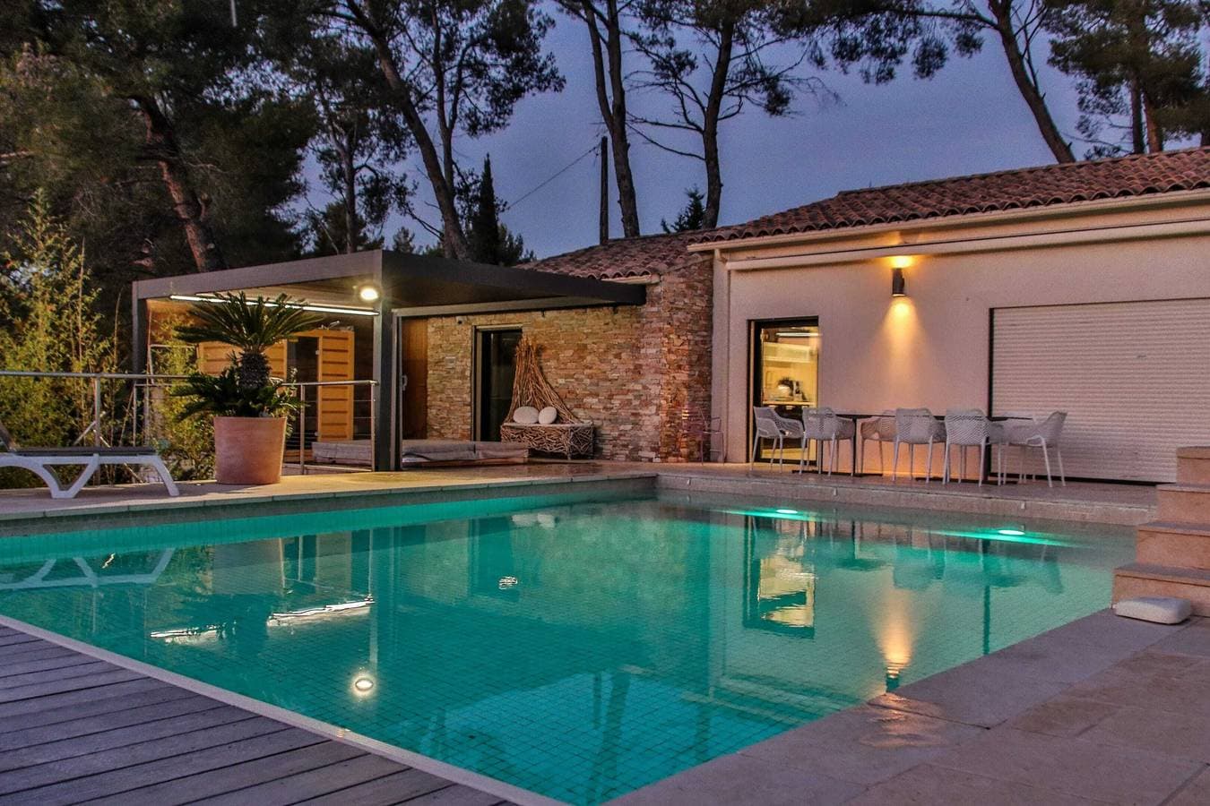 Foto 3 von 47: Außergewöhnliche Villa in Le Beausset mit beheiztem Pool