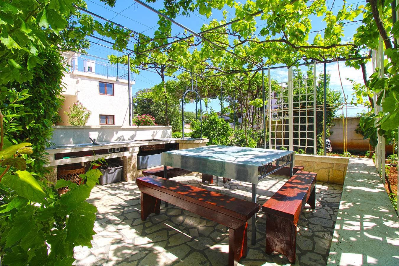 Foto 6 von 20: Ferienwohnung für 3 Personen mit Terrasse