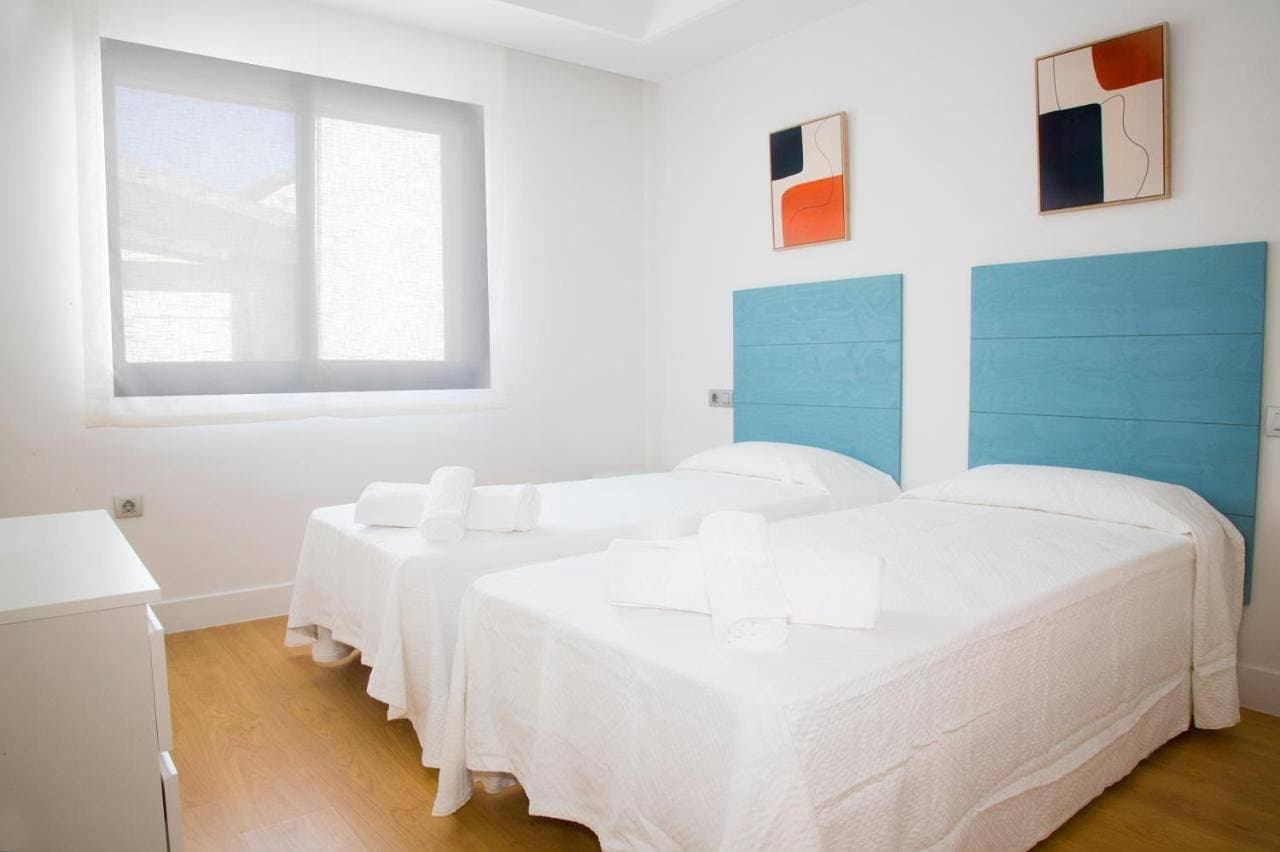 Foto 5 von 10: Luxury Two-Bedroom Apartment